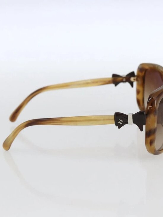 CHANEL Coco Ribbon Sunglasses plastic Brown CC